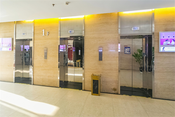 30457华仁凤凰国际大厦.jpg