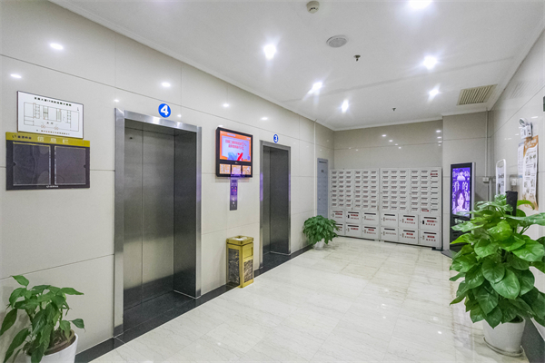 30547太湖明珠发展大厦.jpg
