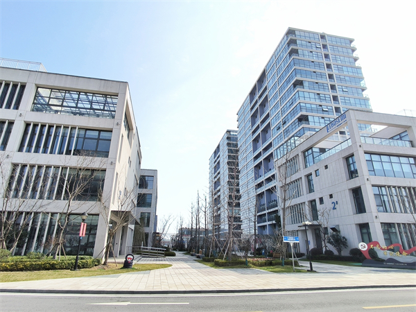 1760942135399281.jpg 349b901a734ebdcb09e0a2cd45e80bd.jpg