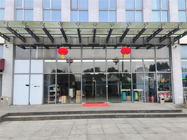 1761267356765952.jpg 0581746bf1a6abdc1b957f94c6bce4f.jpg