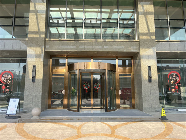 1761269037748547.jpg tmp_94bc1cdd739adb9c2e87a6ba9136eac8d688674f7fa441e9.jpg