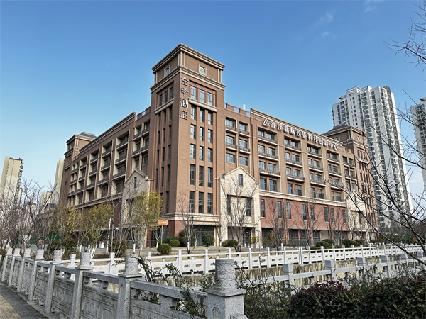 1761700087743792.jpg b534d5f2e4c44d30e4cffae98dfae95.jpg