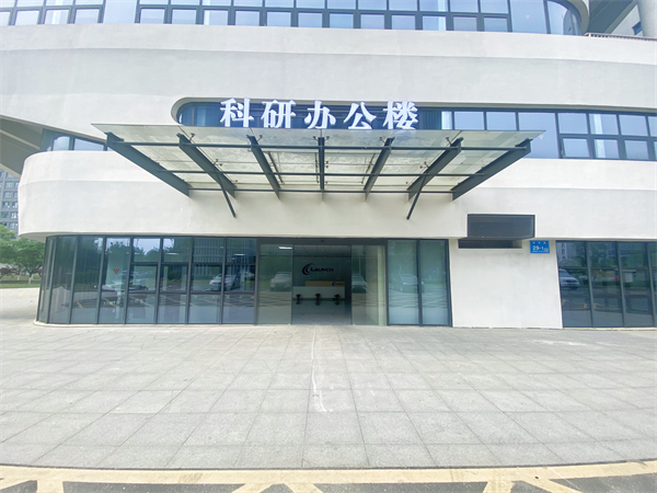 1761874520644345.jpg 704e8659a161f66c71df24a08a092e6.jpg