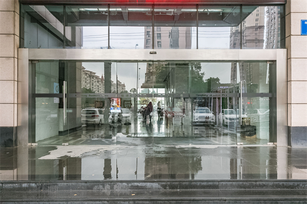 1762392466896096.jpg 30694恒通商务广场.jpg